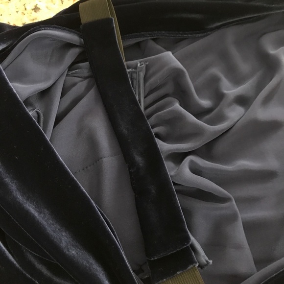 Beautiful deep velvet romper for formal occasions - Picture 3 of 3